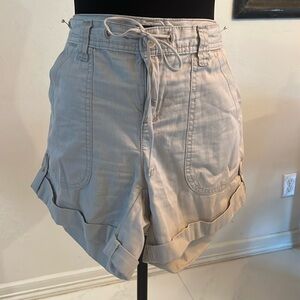 Tommy Hilfiger Khaki shorts